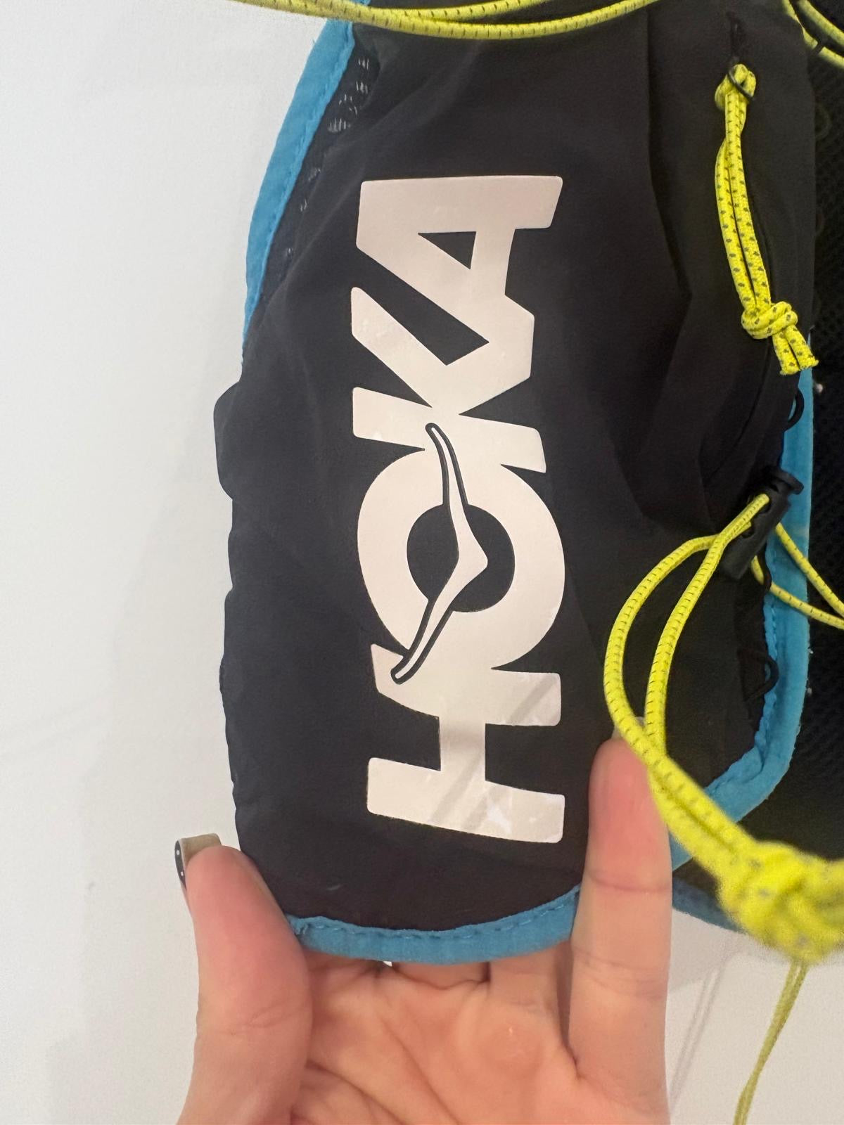 HOKA Trail Running Vest – Black / Blue – 10L-Small-Grade B