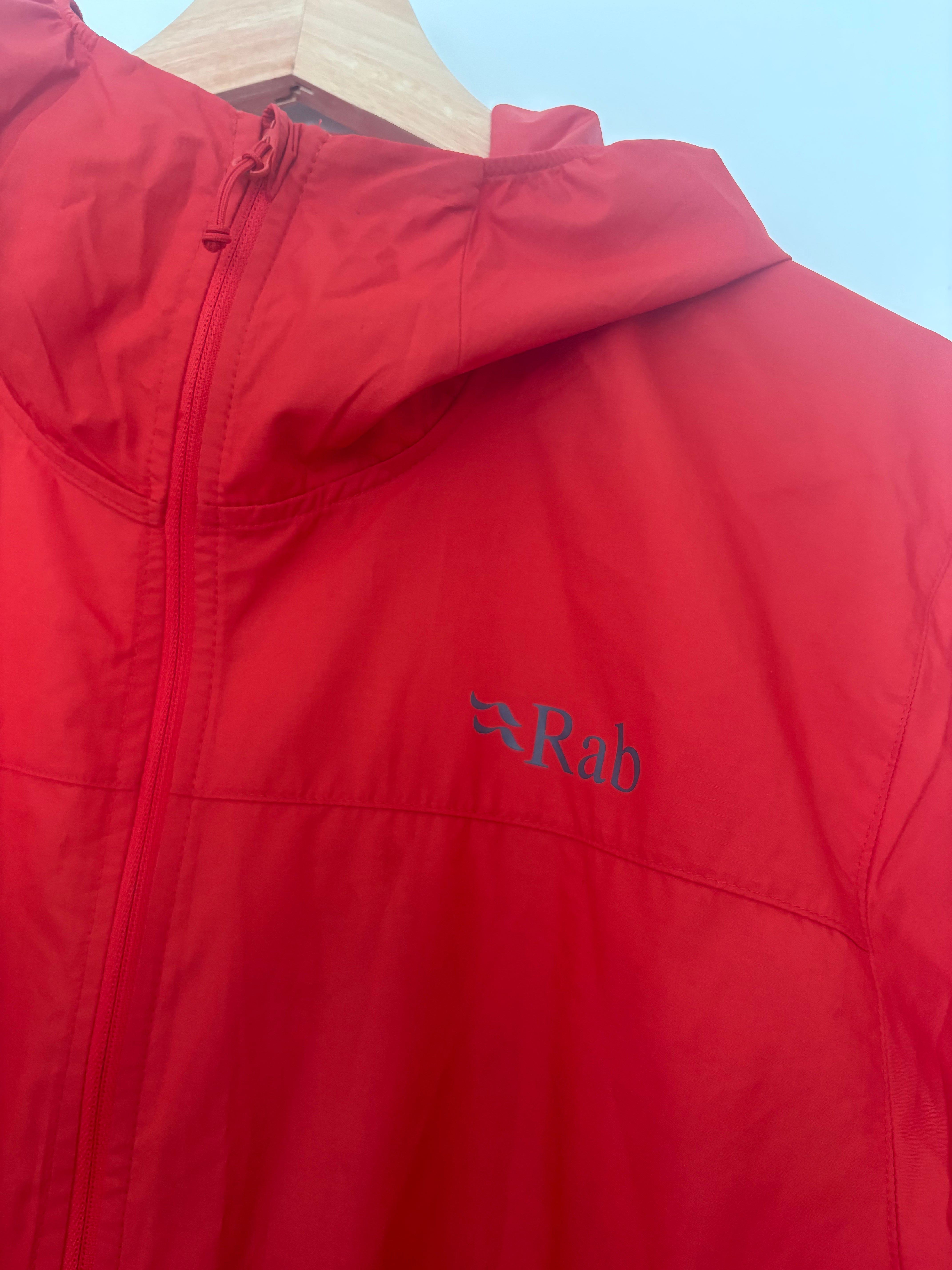 Rab Pertex Quantum Lightweight Hooded Jacket (M)