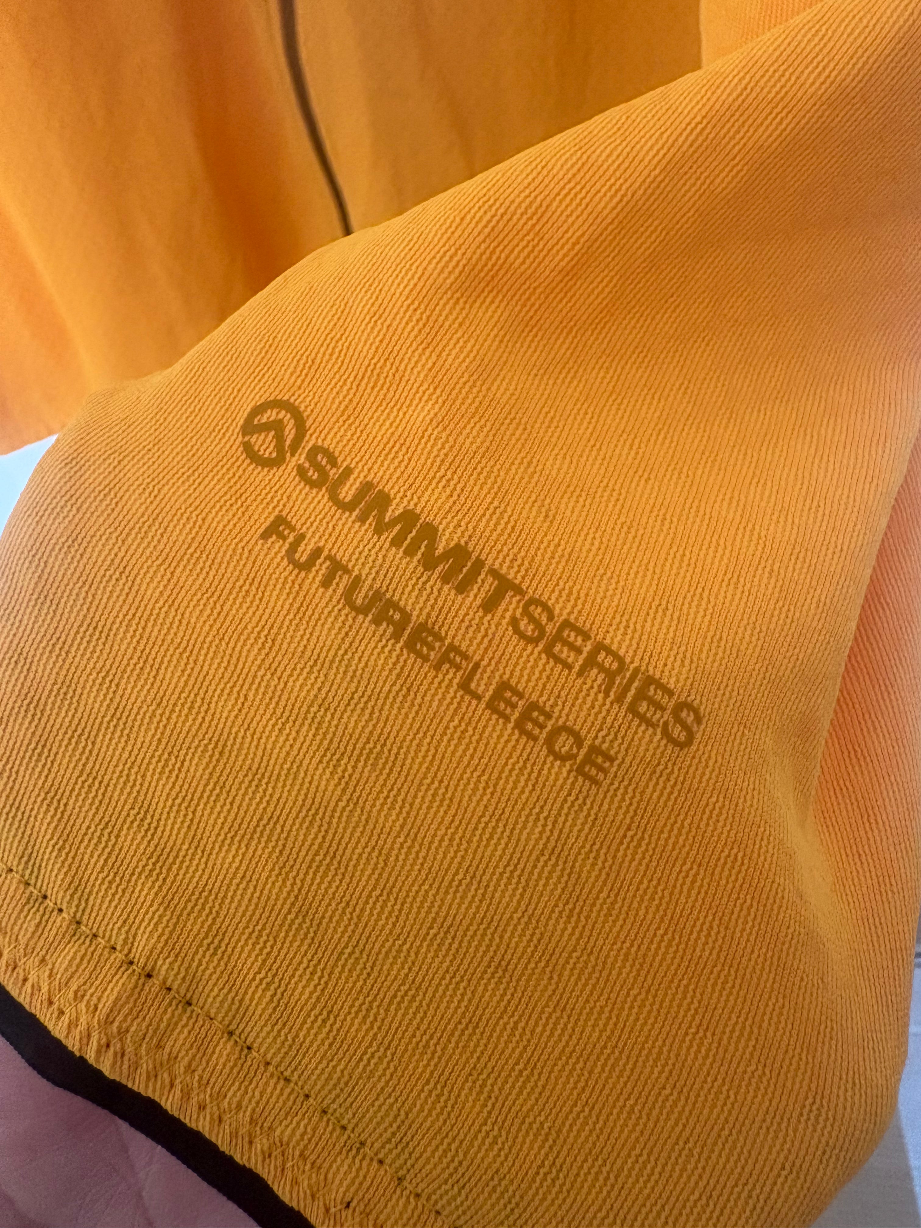 summit series technical hoody (XL)