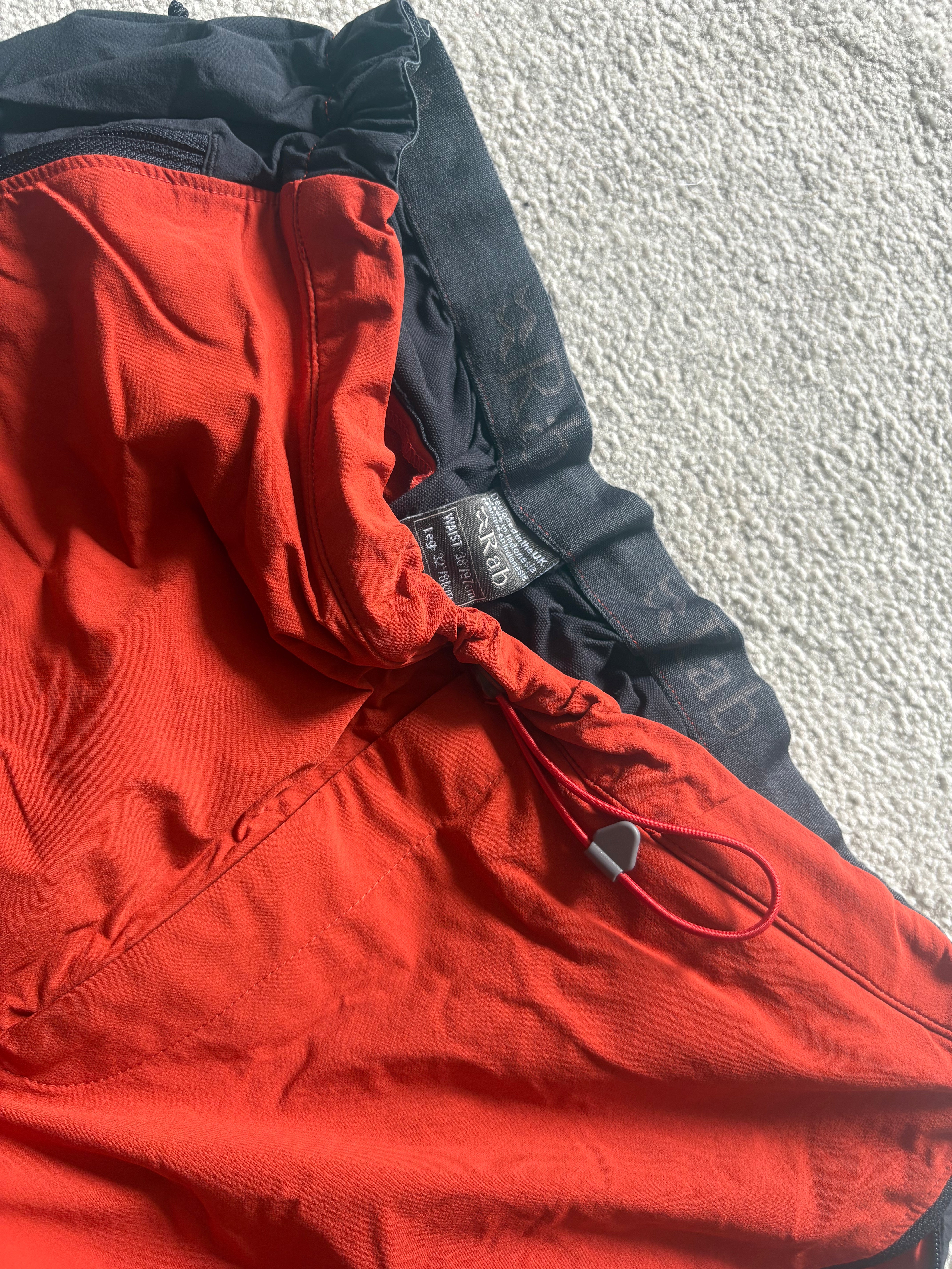 Rab Technical Mountain Trousers (38"w- 32" -L)