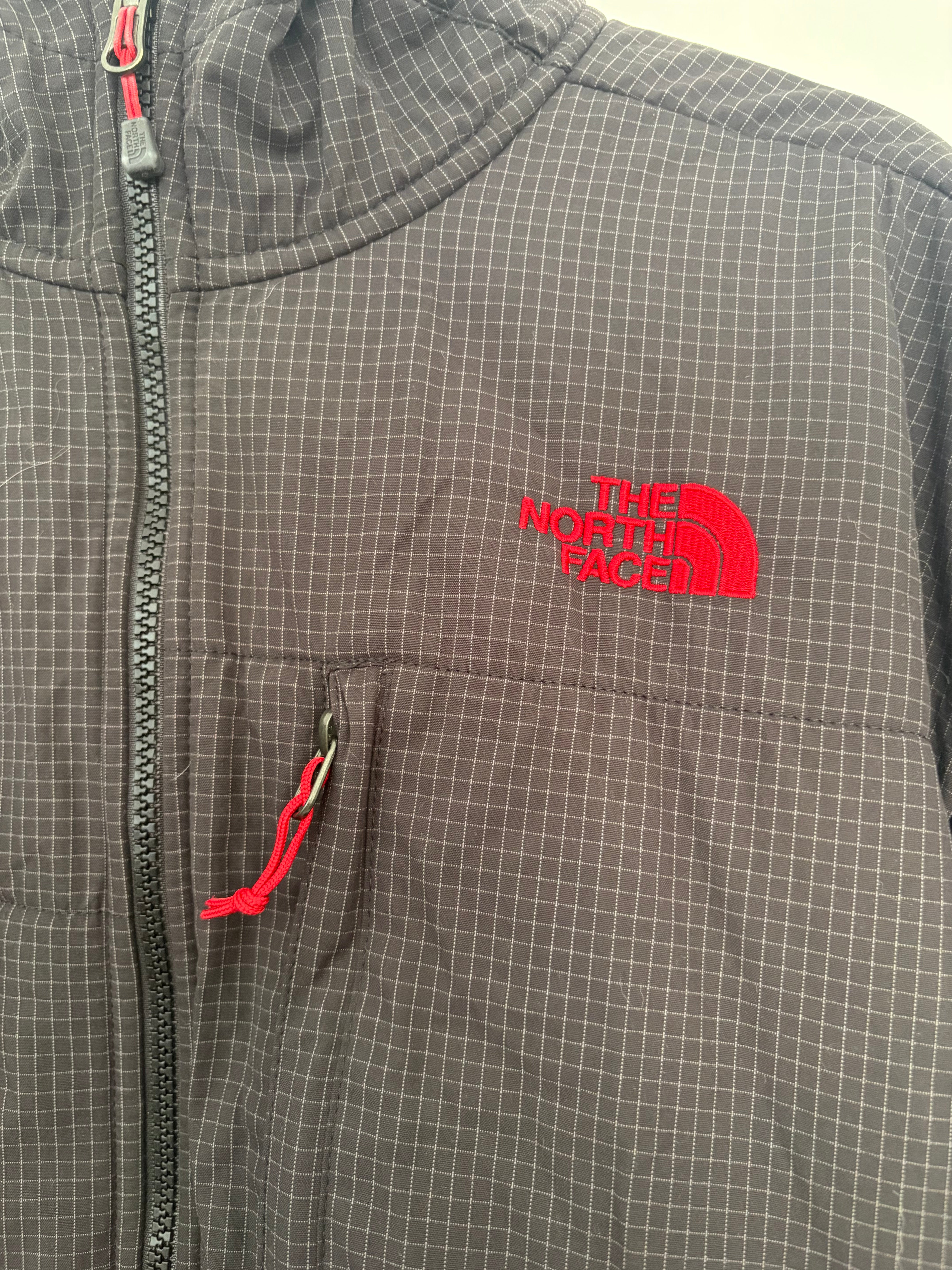 The North Face Hooded Technical Fleece Jacket – Black / Red – Men’s Large