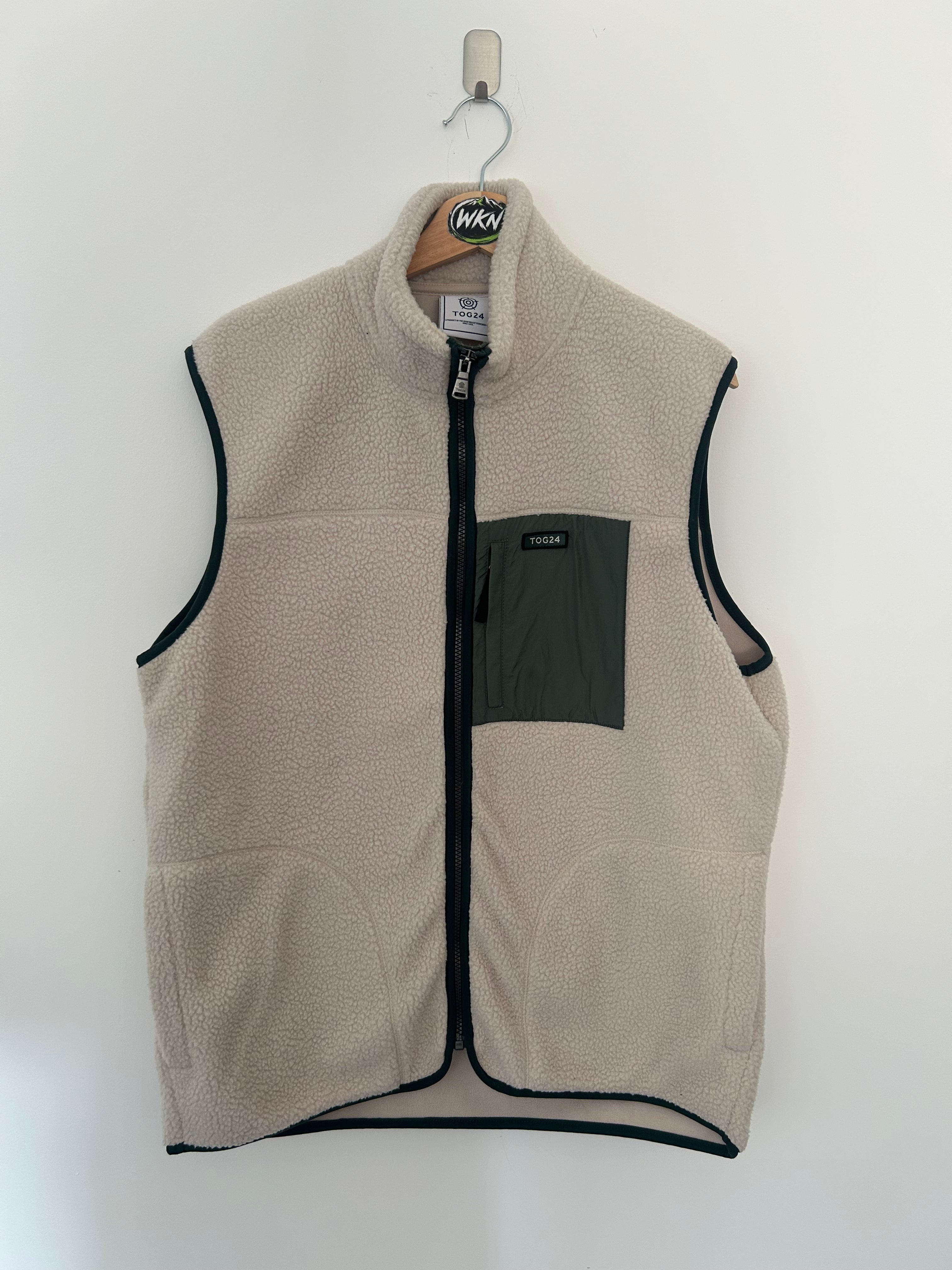 TOG24 Borg Fleece Gilet – Cream / sage– Size Large