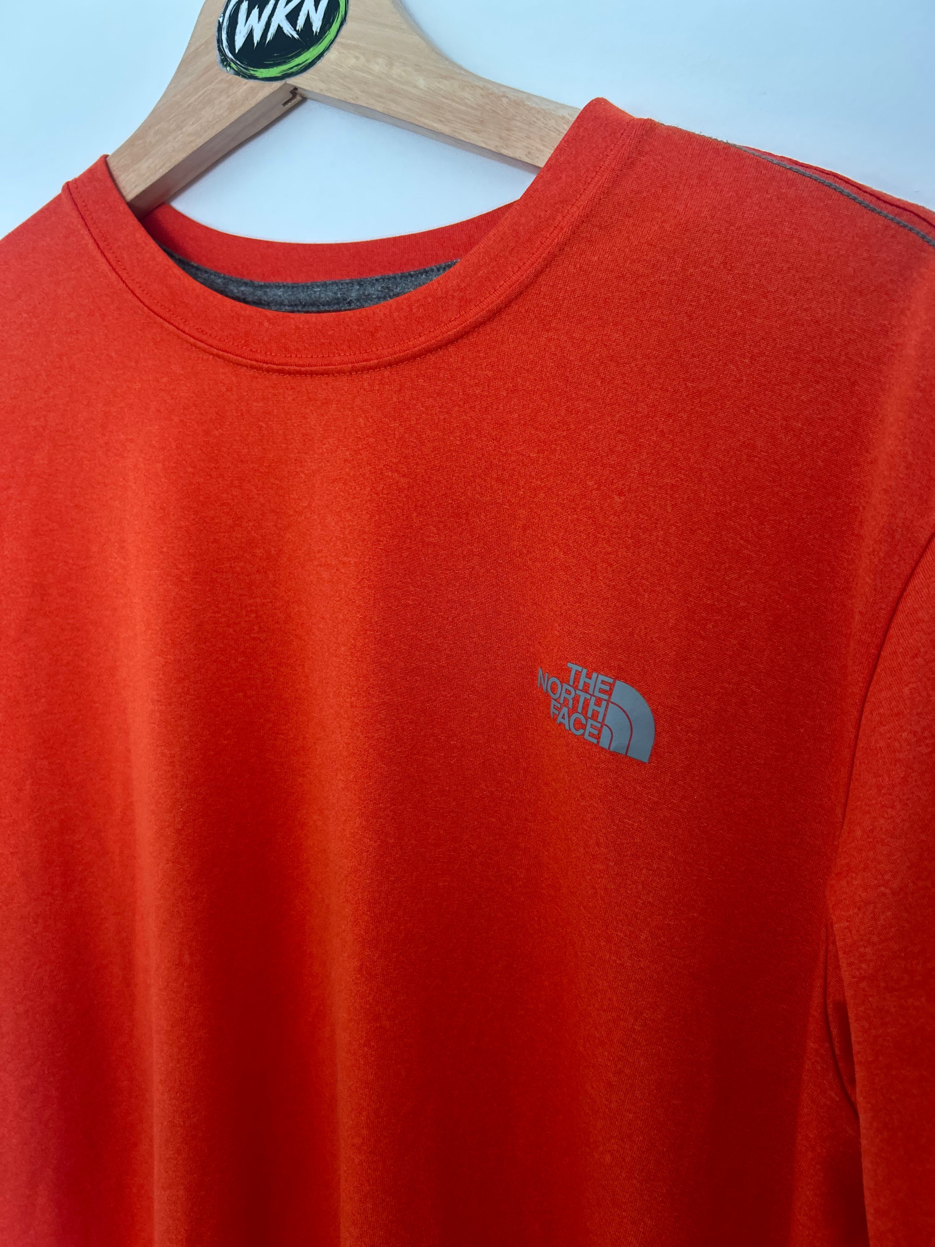 The North Face FlashDry Performance T-Shirt – Red – Men’s Large