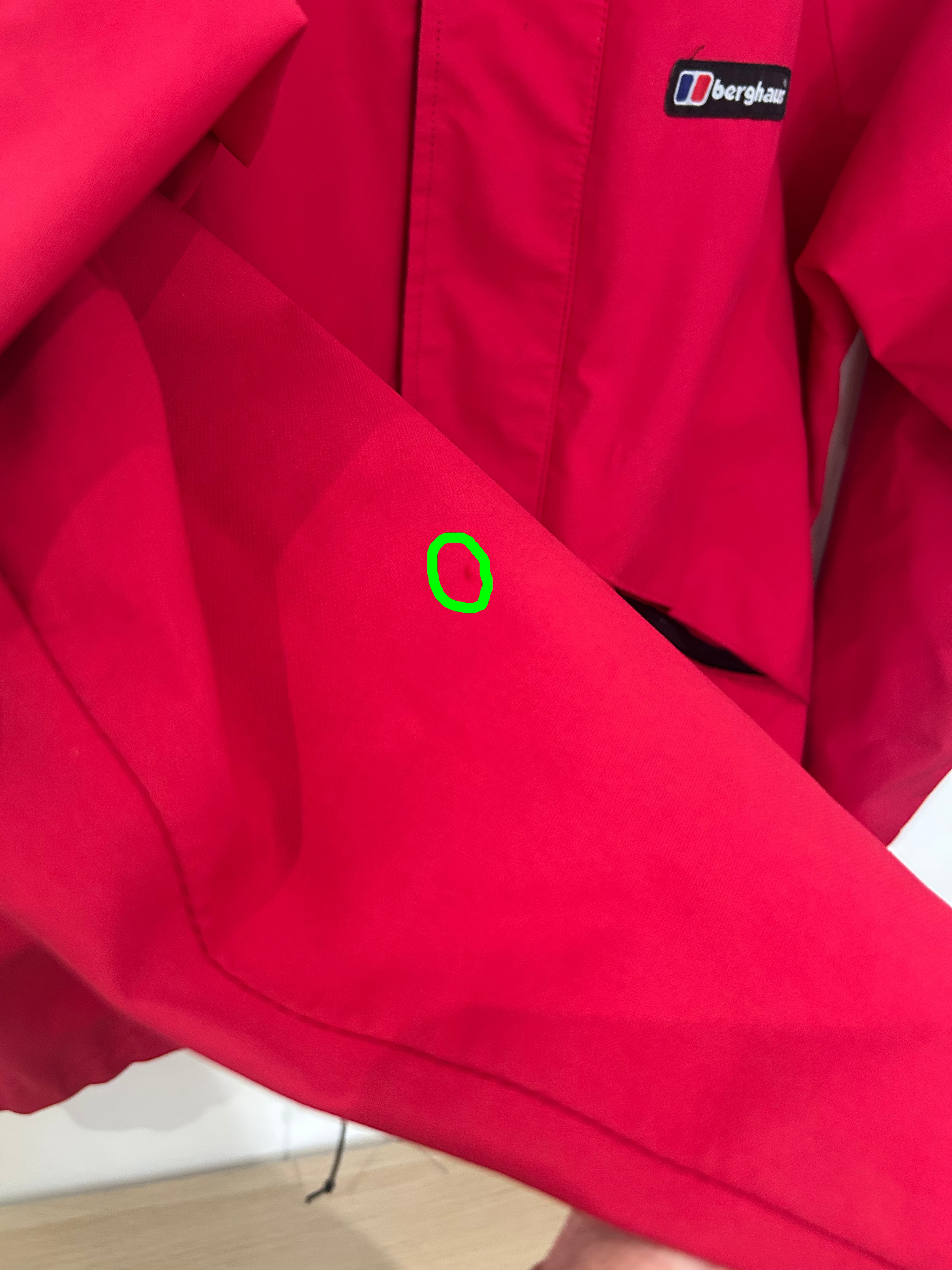 Vintage Berghaus GORE-TEX Waterproof Jacket – Red-L