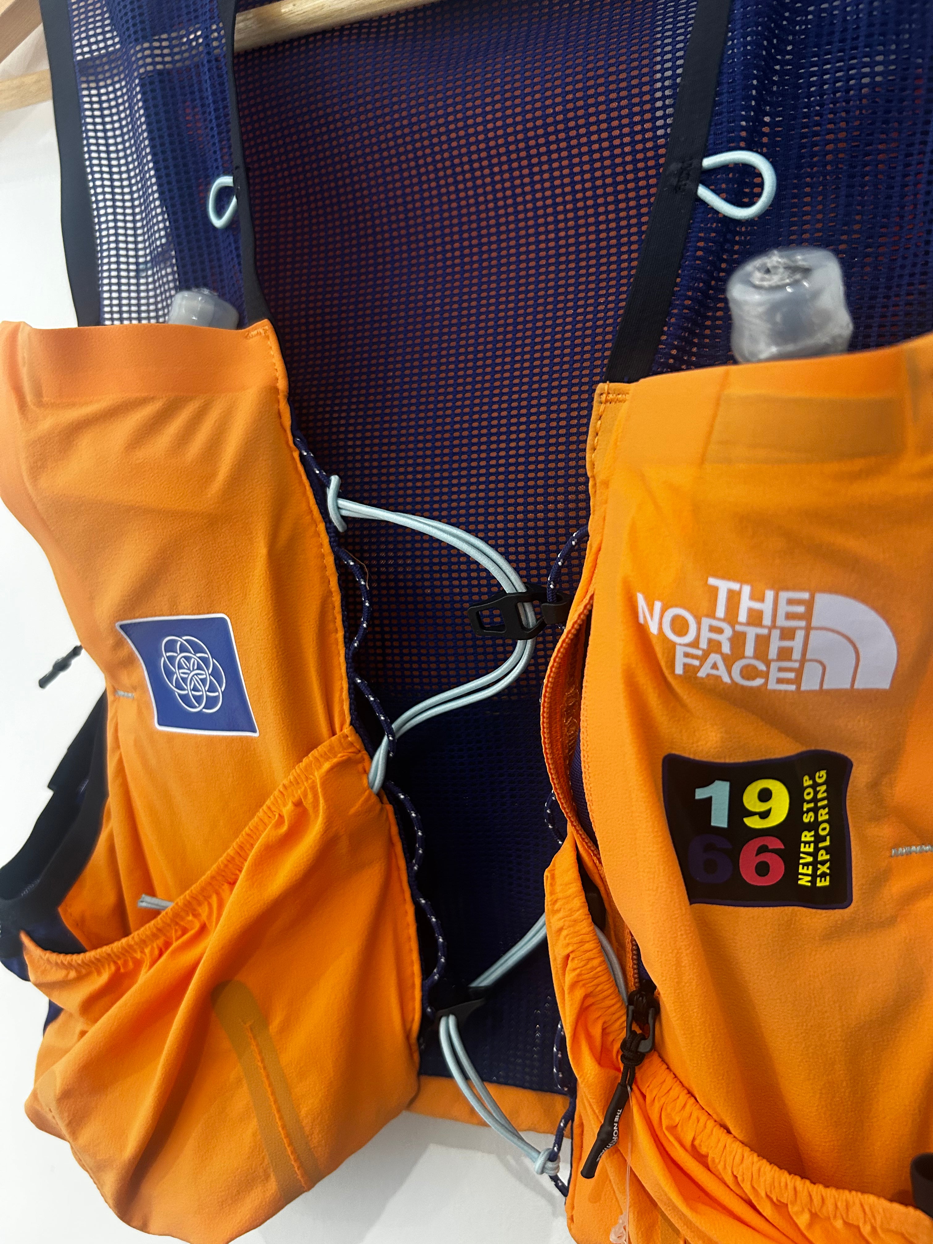 The North Face Summit Series Run Vest 10 – Orange/Navy – Size M