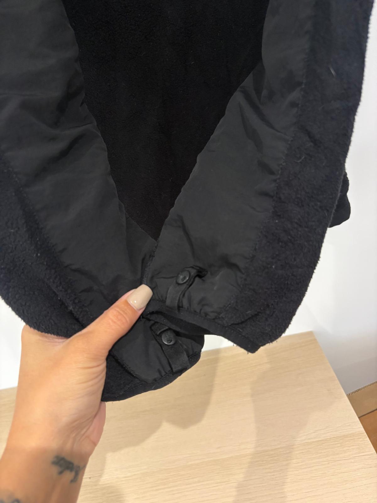 The North Face Women’s Hooded Fleece Jacket – Black – Large